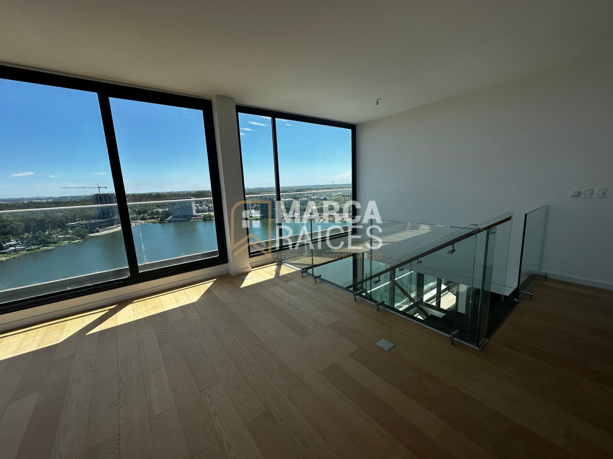 Apartamento ID.1147 - Venta Penthouse Duplex 4 Dormitorios Carrasco Hermosa Vista al Lago A Estrenar