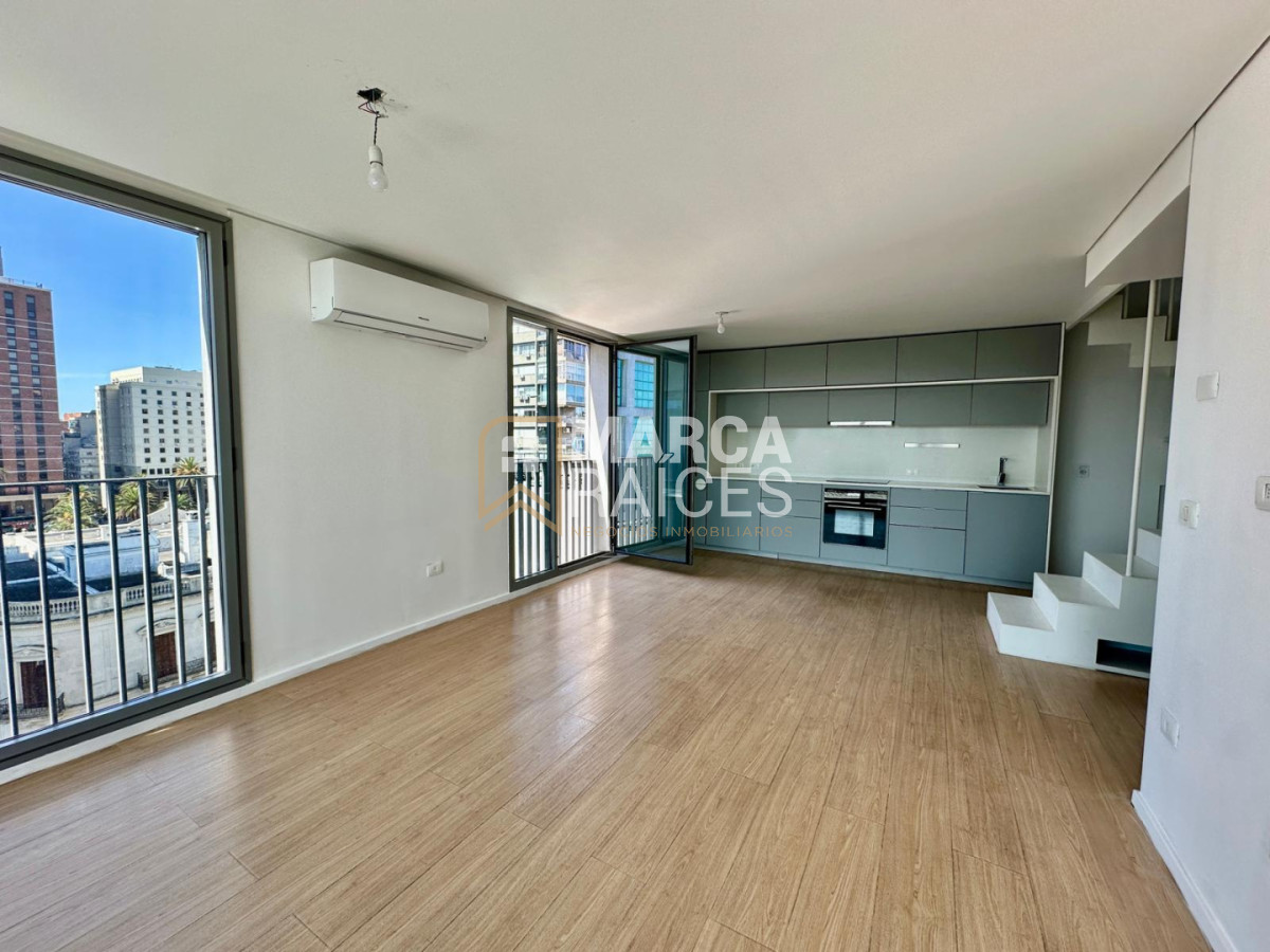 Apartamento ID.1212 - Alquiler Apartamento Premium Duplex 2 Dormitorios 2 Baños Piscina Centro Montevideo