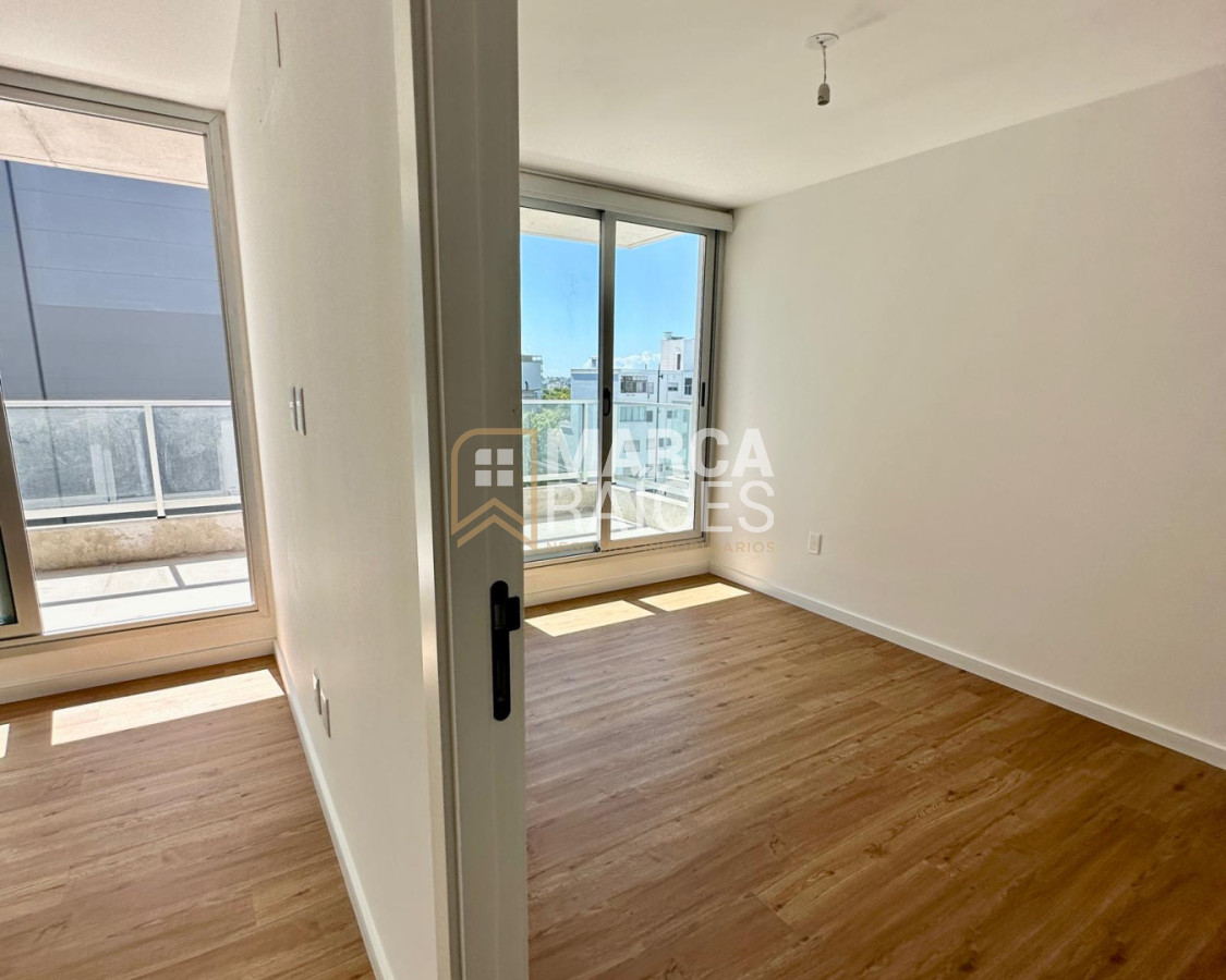 Apartamento ID.2025 - Alquiler Apartamento a Estrenar 1 Dormitorio Opcion Garage Centro Montevideo