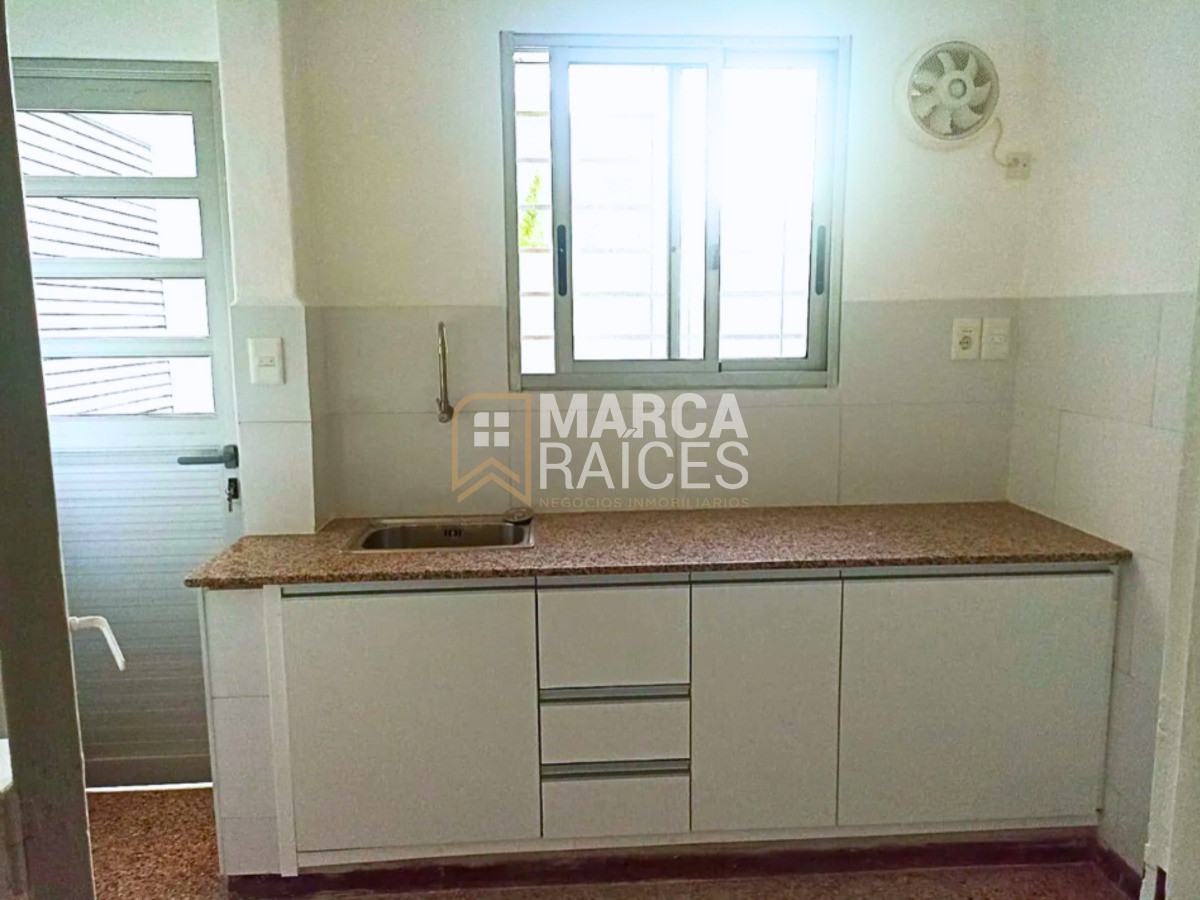 Apartamento ID.1671 - Alquiler Apartamento 1 Dormitorio con Patio Jacinto Vera Montevideo