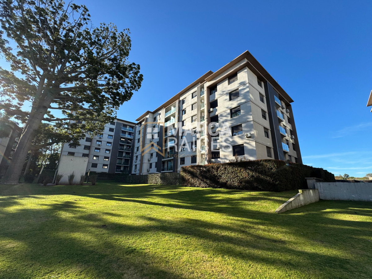 Apartamento ID.1651 - Venta Apartamento 1 Dormitorio con garage en complejo Town Park Prado Montevideo