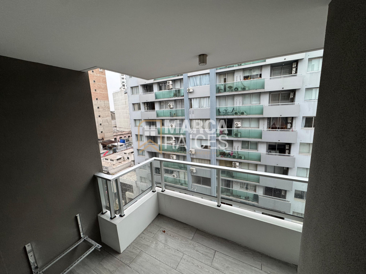 Apartamento ID.1609 - Alquiler Apartamento Monoambiente Al Frente Luminoso A Estrenar semi equipado Tres Cruces Montevideo
