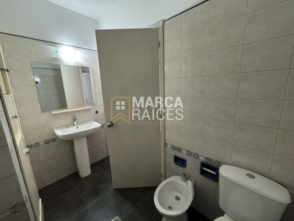 Apartamento ID.1529 - Alquiler Hermoso Apartamento de 3 Dormitorios 2 Baños en Punta Carretas Montevideo