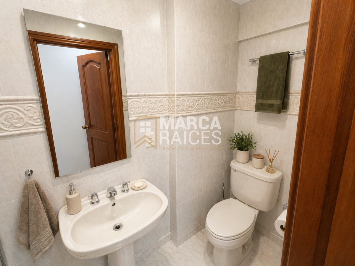 Apartamento ID.888 - Venta Espectacular Apartamento Sobre Rambla 3 Dormitorios y Servicio Garage Doble Punta Carretas Montevideo