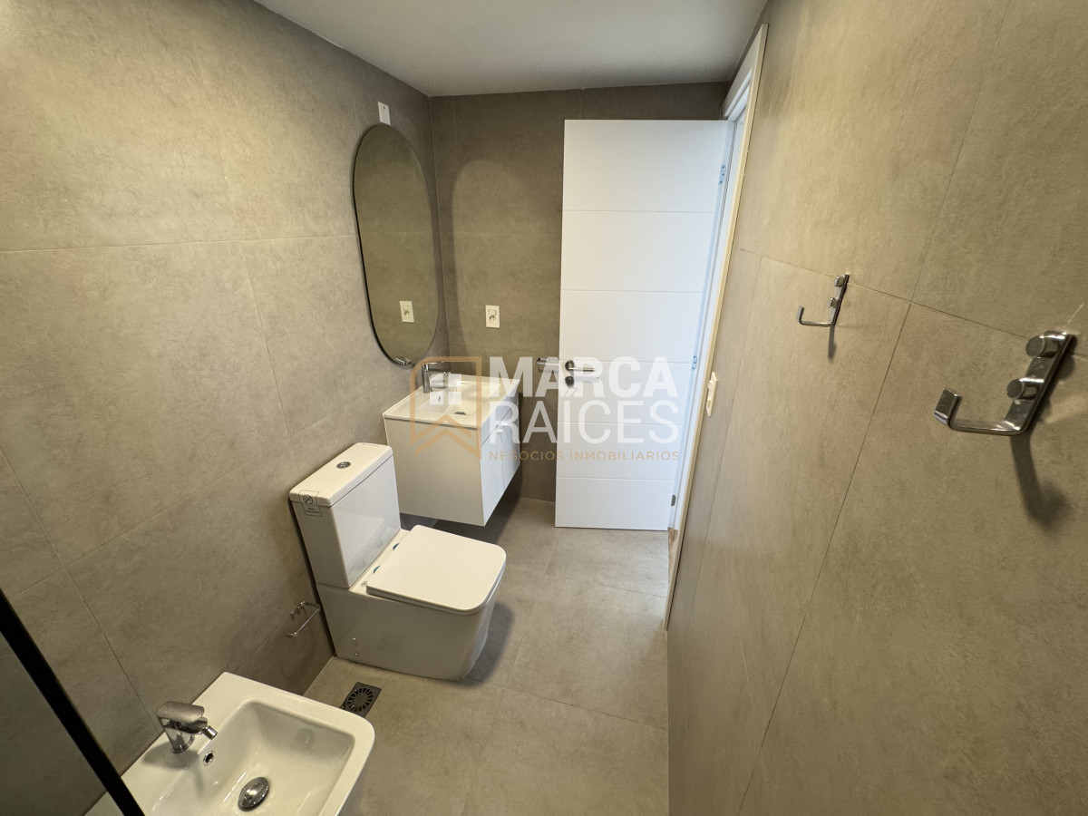 Apartamento ID.1622 - Alquiler Apartamento 1 dormitorio A Estrenar Piso Alto Luminoso Semi Equipado Pocitos Montevideo