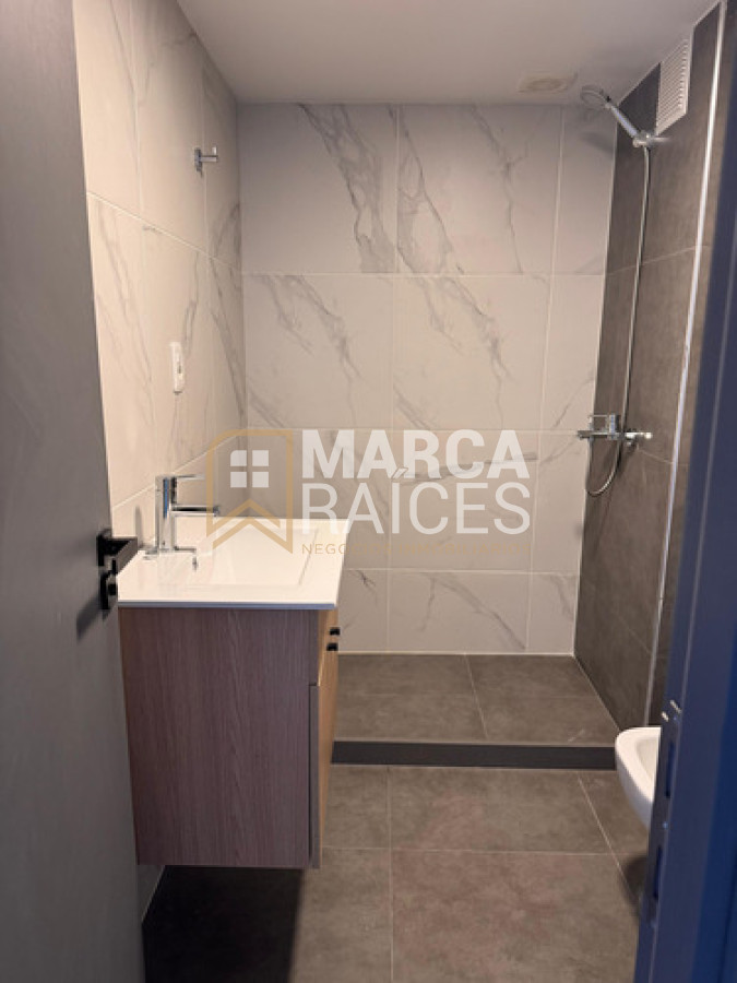 Apartamento ID.1697 - Apartamento a Estrenar Luminoso con garaje La Blanqueada Montevideo