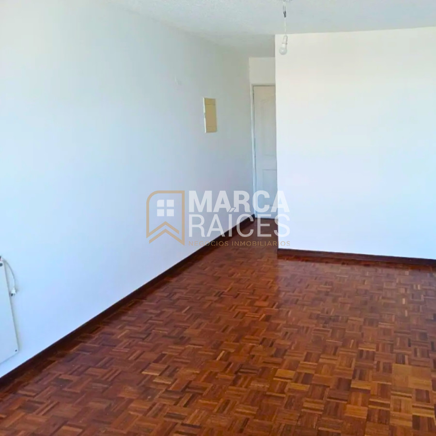 Apartamento ID.1429 - Alquiler Apartamento 1 Dormitorio Garage Fijo Pocitos Montevideo