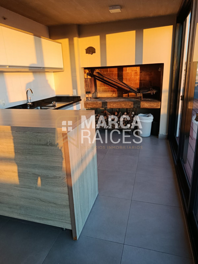 Apartamento ID.1536 - Venta apartamento 2 dormitorios en Barrio Cantegril, Punta del Este. 