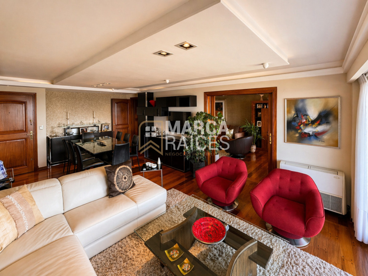 Apartamento ID.888 - Venta Espectacular Apartamento Sobre Rambla 3 Dormitorios y Servicio Garage Doble Punta Carretas Montevideo
