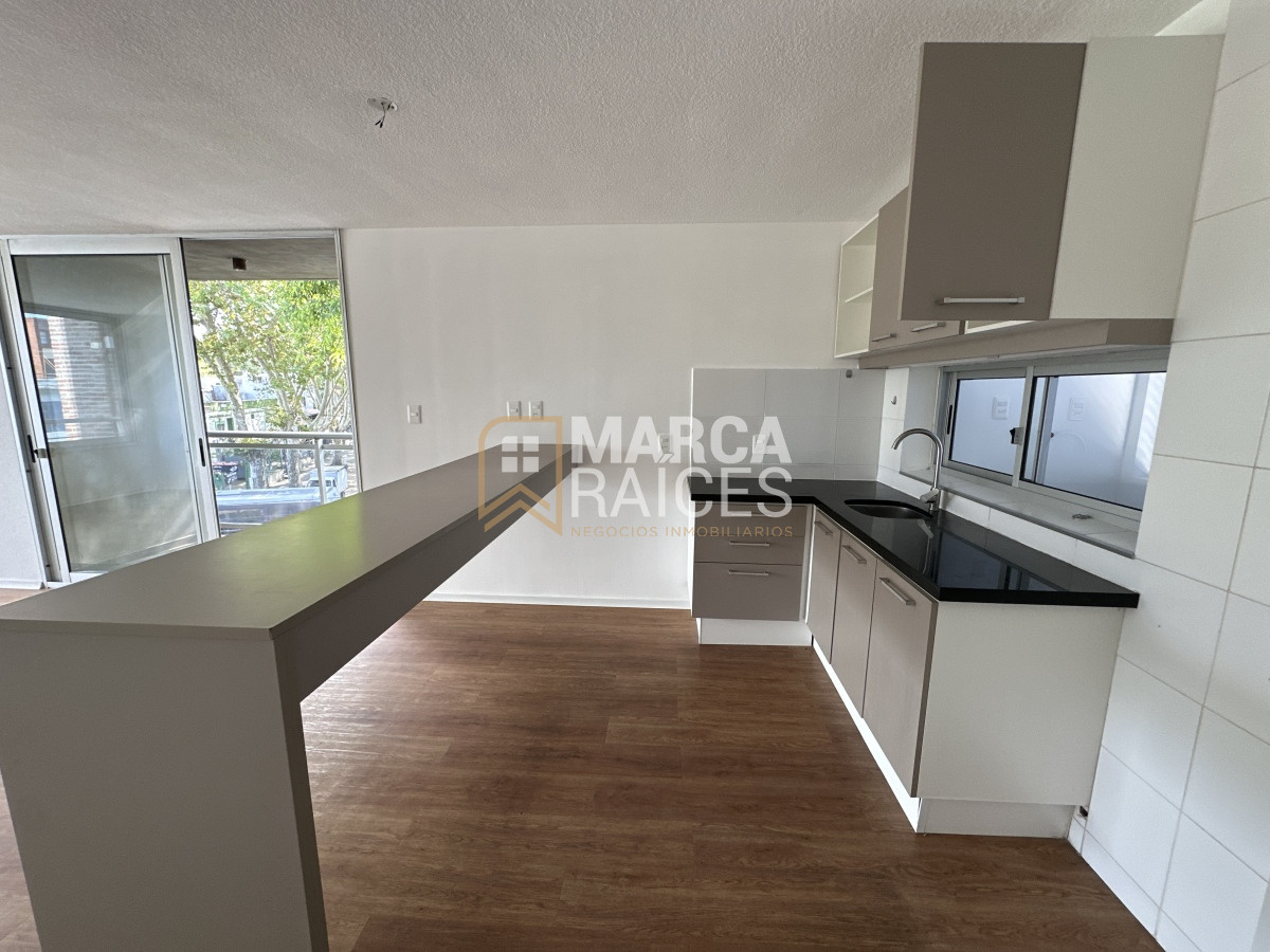 Apartamento ID.699 - Alquiler Apartamento 2 Dormitorios Balcon Cochera Complejo Cerrado Prado Montevideo