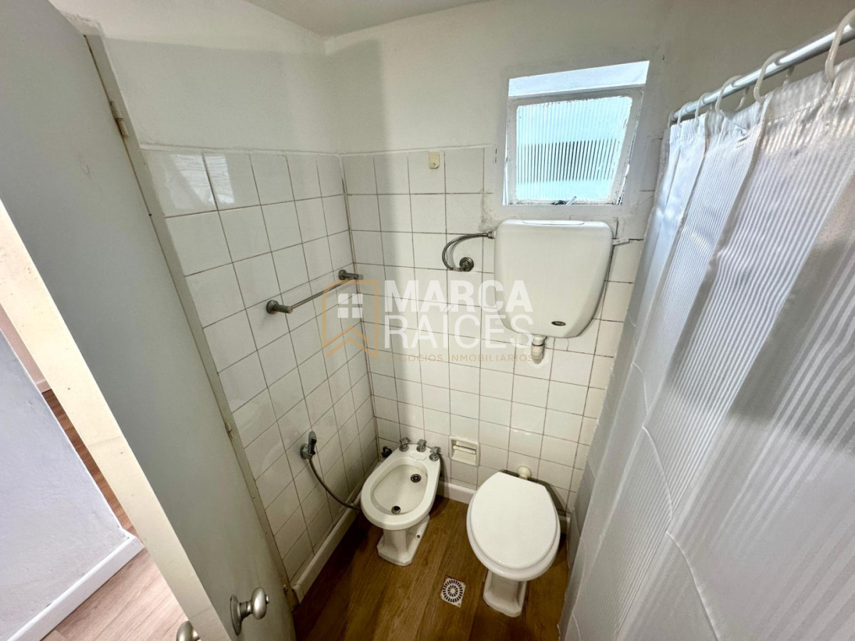 Apartamento ID.1701 - Alquiler Apartamento 1 Dormitorio Patio Ciudad Vieja Montevideo