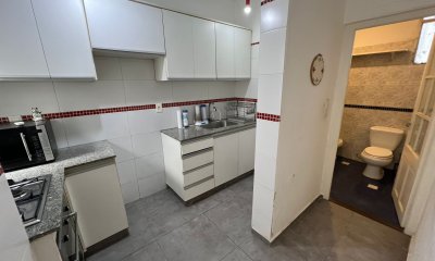 Venta Apartamento 2 Dormitorios Patio con renta ideal para inversor Barrio Sur Montevideo