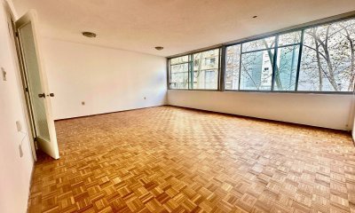 Venta Apartamento con RENTA 3 Dormitorios 2 Baños Pocitos Montevideo