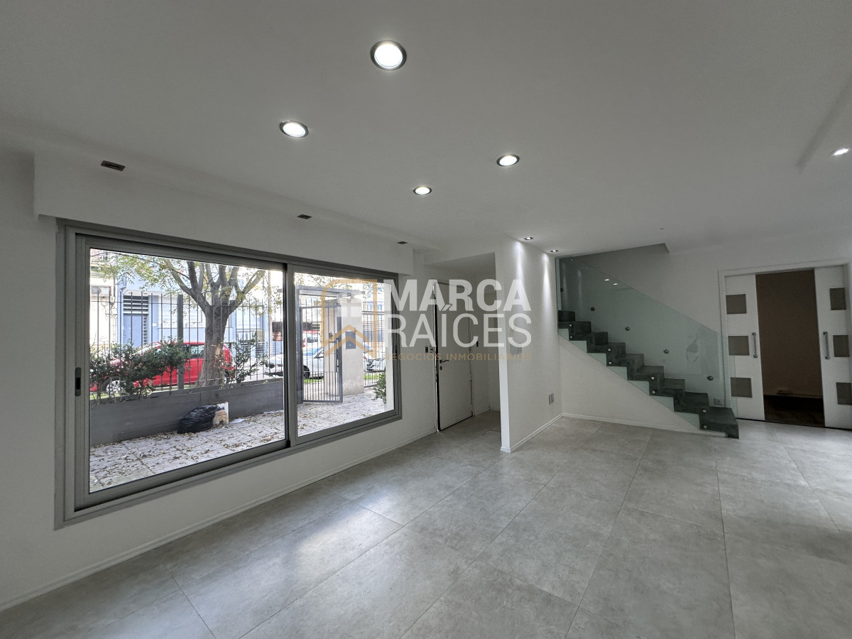Casa ID.1520 - Alquiler Casa 4 dormitorios garage doble patio y jardin Pocitos Nuevo Montevideo