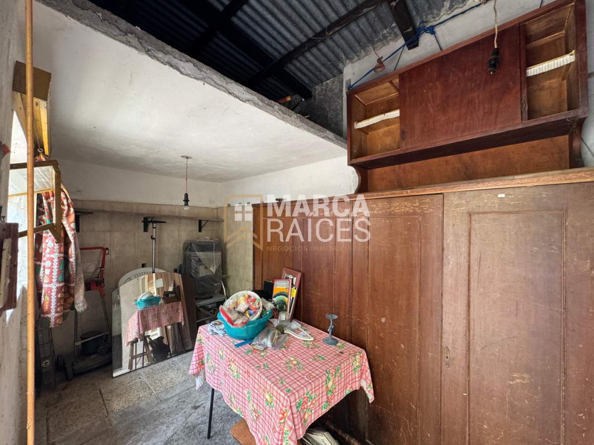 Casa ID.1843 - Venta Casa 3 Dormitorios Patio Cochera Parrillero A Reciclar Abayuba Montevideo