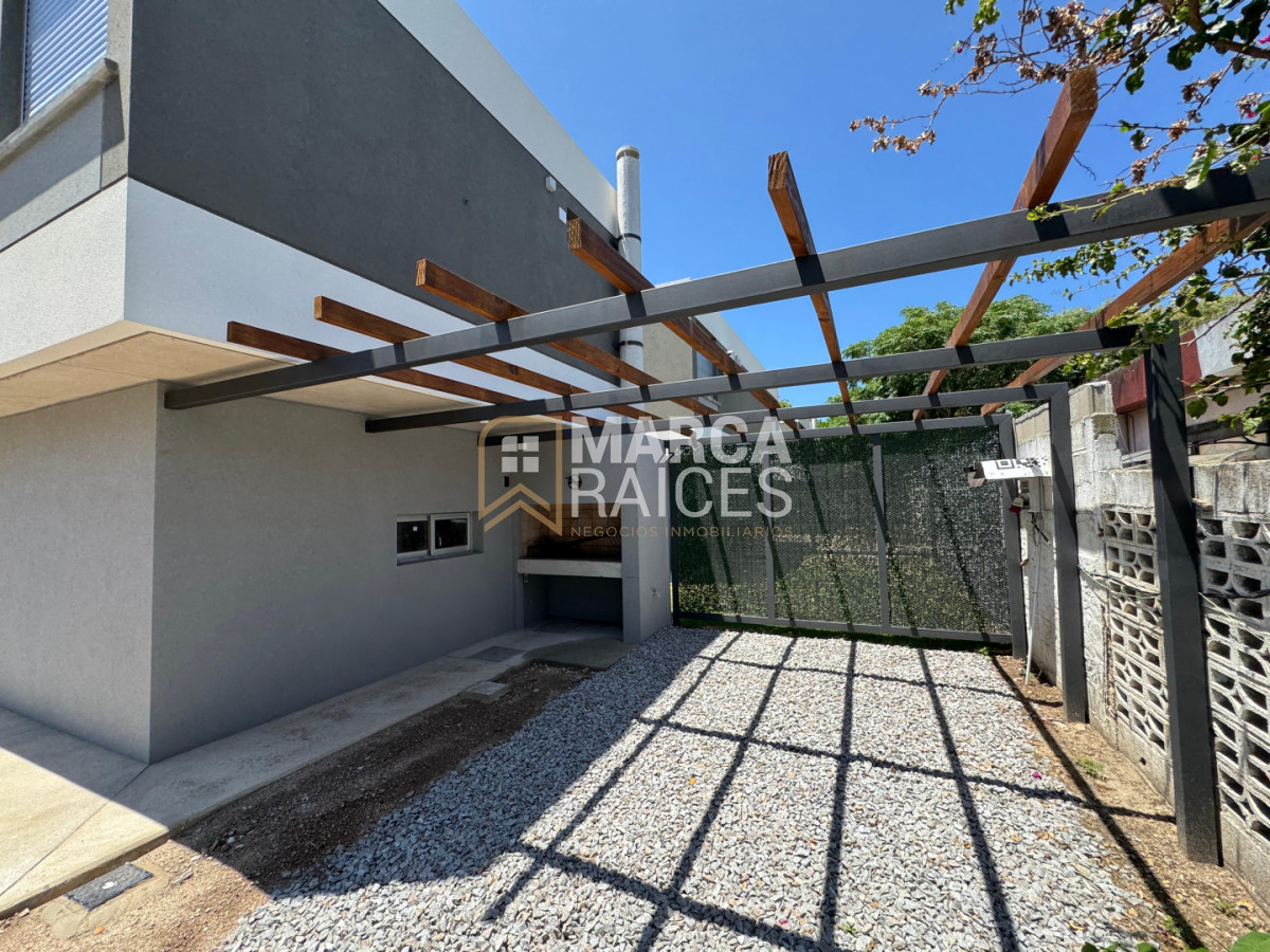 Casa ID.1514 - Casa a Estrenar 3 Dormitorios con Jardín y Cochera en Solymar Sur Canelones