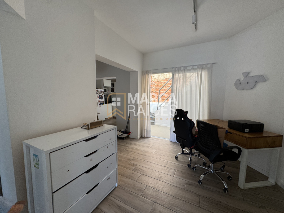 Casa ID.448 - Venta Casa 3 Dormitorios 2 Baños Patio Parrillero Reciclada Completamente y Amoblada Buceo Montevideo