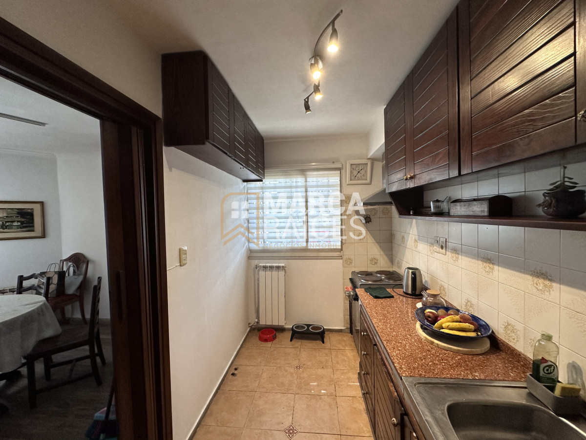 Casa ID.1073 - Venta Casa 4 Dormitorios 3 Baños Patio con Parrillero Parque Batlle Montevideo