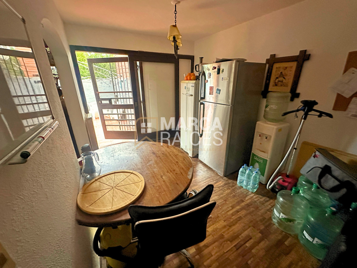 Casa ID.1907 - Venta Casa PH 3 Dormitorios 2 Baños 2 Pisos 4 Garages Parrillero Carrasco Sur Montevideo