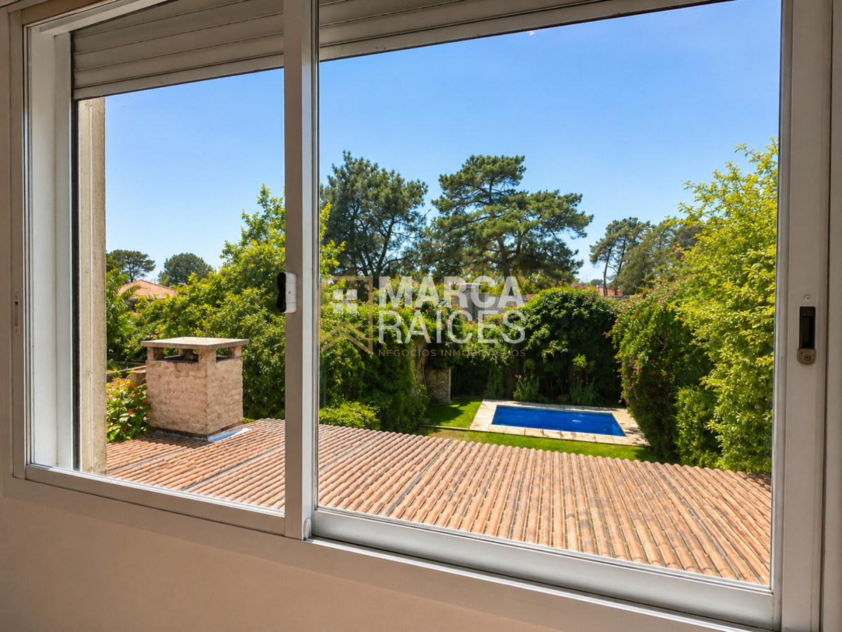 Casa ID.2037 - Venta Casa Ph Independiente 3 Dormitorios 3 Baños Piscina Climatizada Parrillero Cochera Parque Miramar 