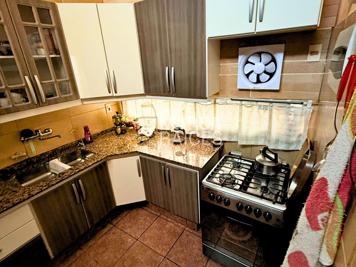 Casa ID.1519 - Venta Casa y 2 Apartamentos con Renta en Malvín Norte – Oportunidad de Inversión Montevideo