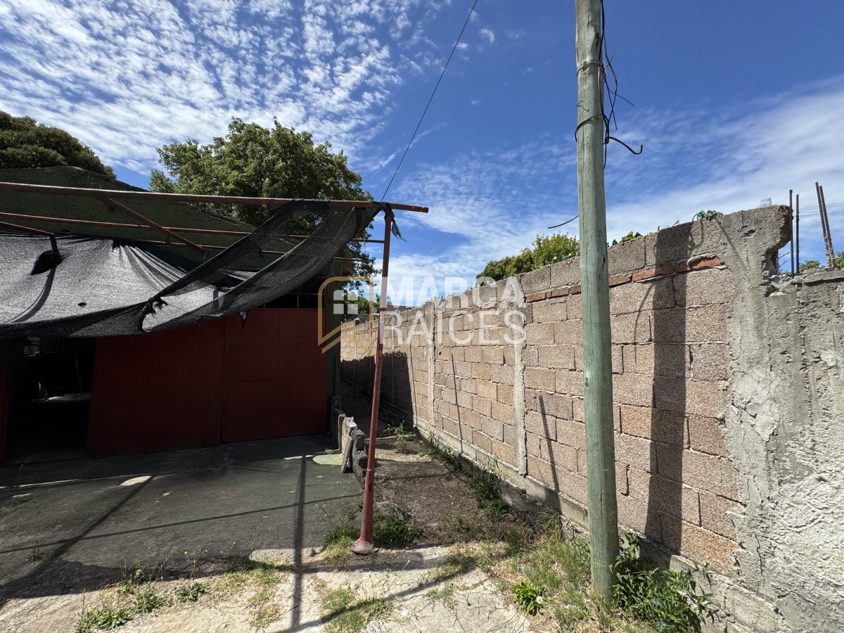 Casa ID.1231 - Venta Terreno Con Construcciones Carrasco Norte Montevideo