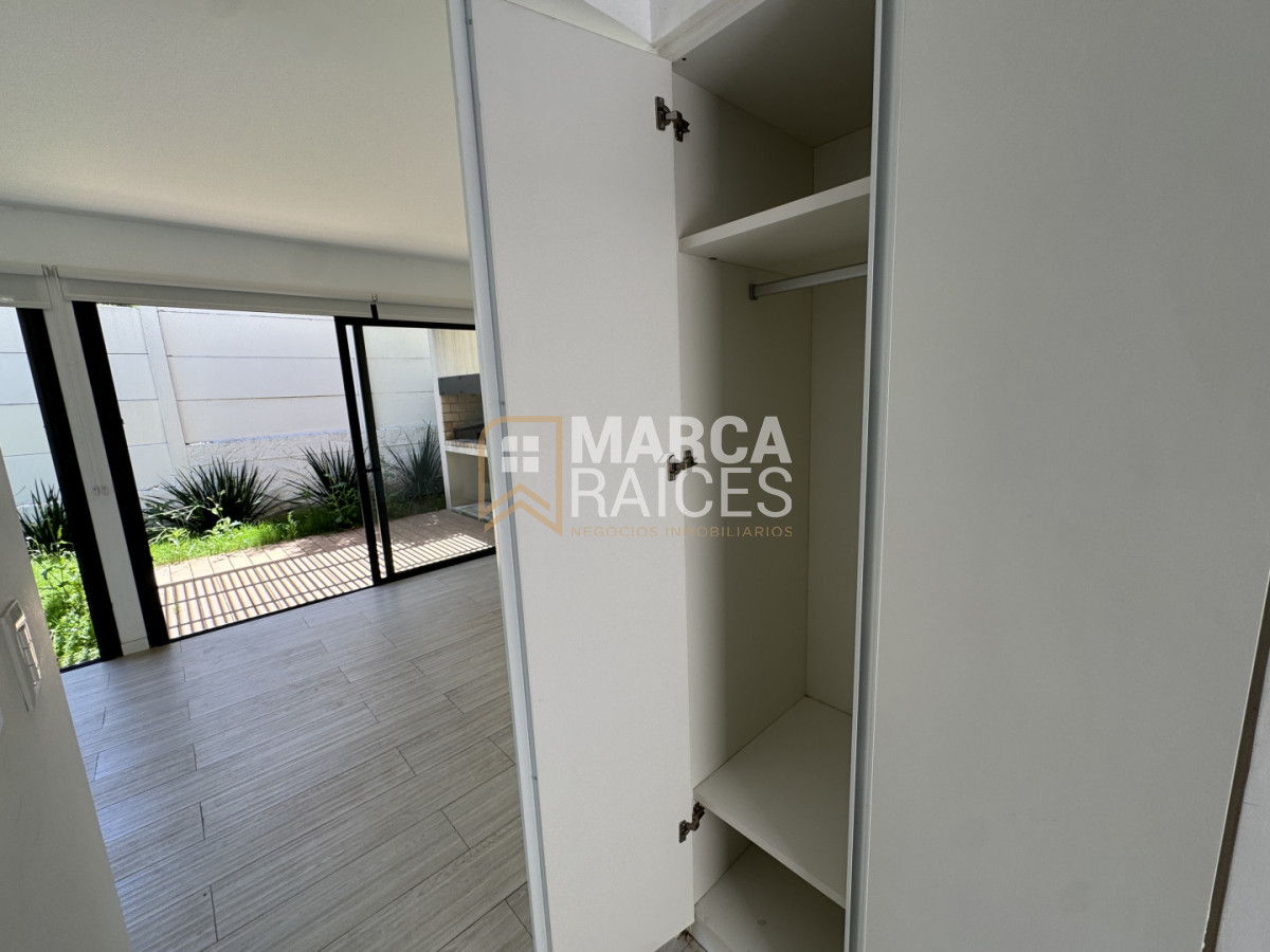 Casa ID.1661 - Alquiler Casa Comoda 3 dormitorios en condominio cerrado con seguridad Carrasco Montevideo