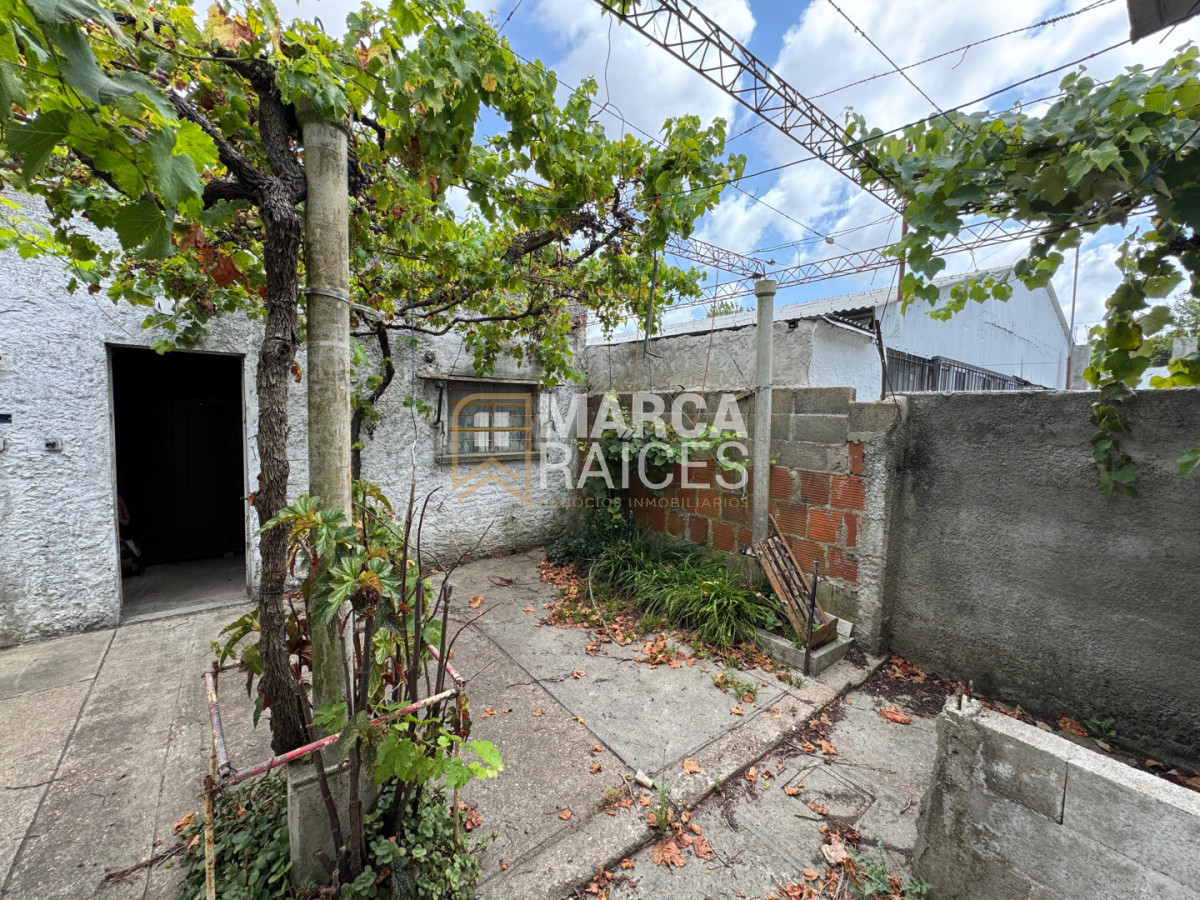 Casa ID.1843 - Venta Casa 3 Dormitorios Patio Cochera Parrillero A Reciclar Abayuba Montevideo