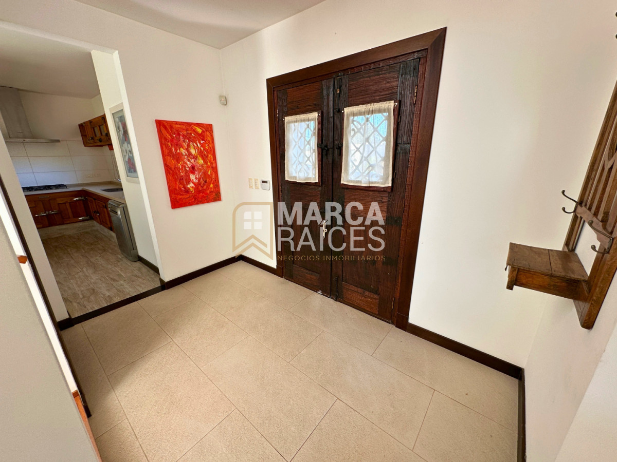 Casa ID.1803 - Venta Casa Premium Altos de La Tahona 4 Dormitorios 4 Baños