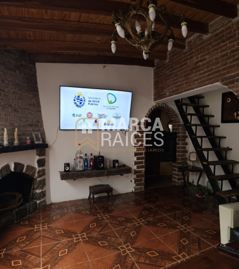 Casa ID.928 - Venta 2 Casas Un Mismo Padron Colon Montevideo