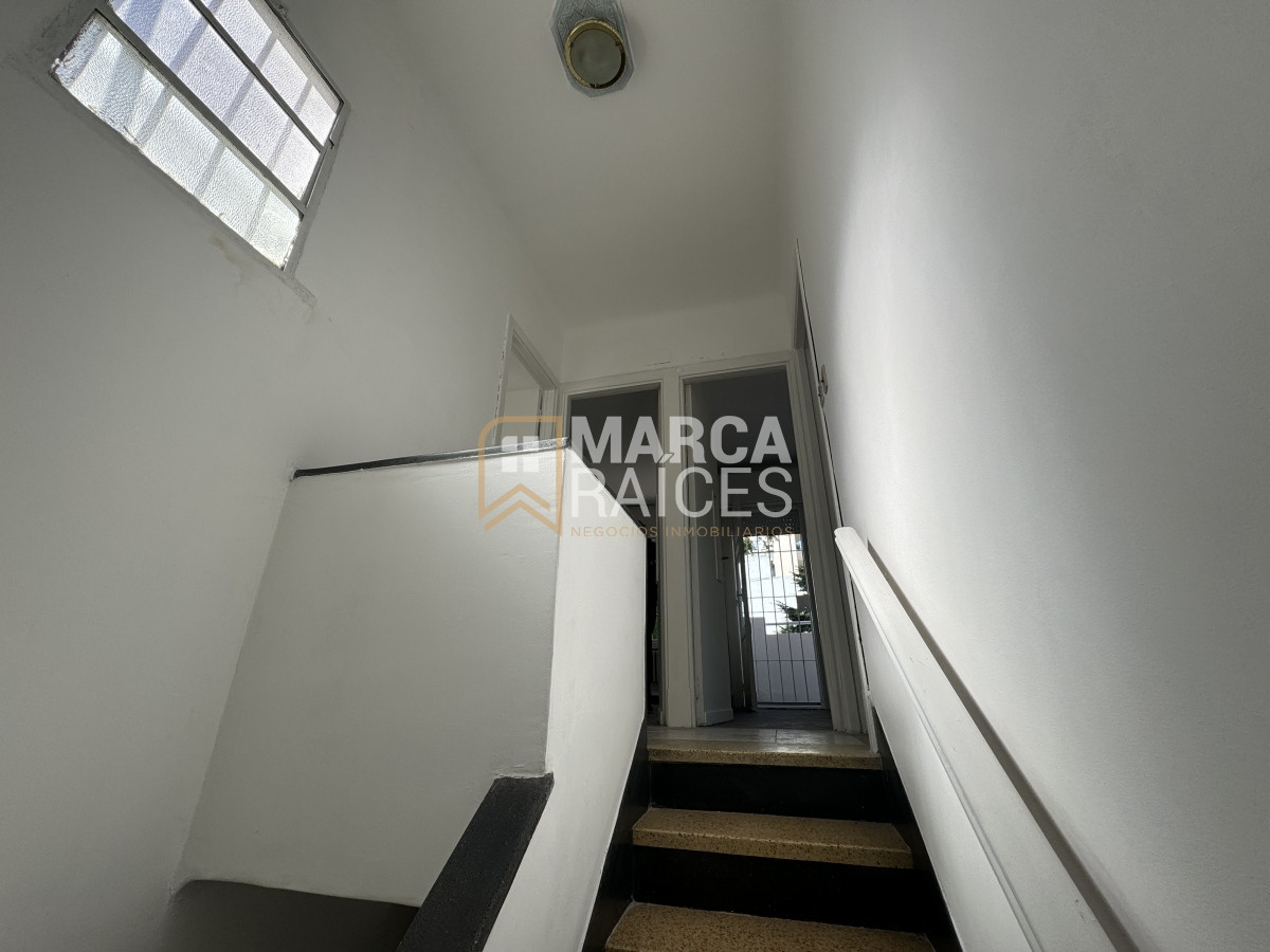 Casa ID.794 - Venta Casa 2 pisos 4 Dormitorios 2 Baños Garage Parque Rodo