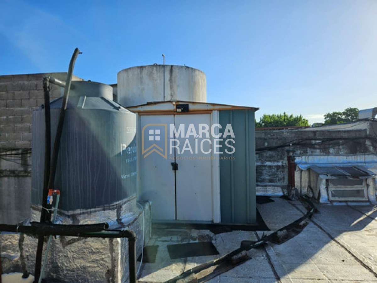 Casa ID.1735 - Venta Casa de Altos 3 Dormitorios + Parrillero Tres Cruces Montevideo