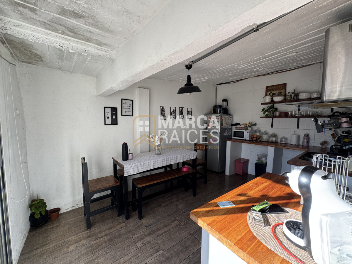 Casa ID.1562 - Venta Casa 3 Dormitorios en Terreno de 580 m2 Flor de Maroñas Montevideo