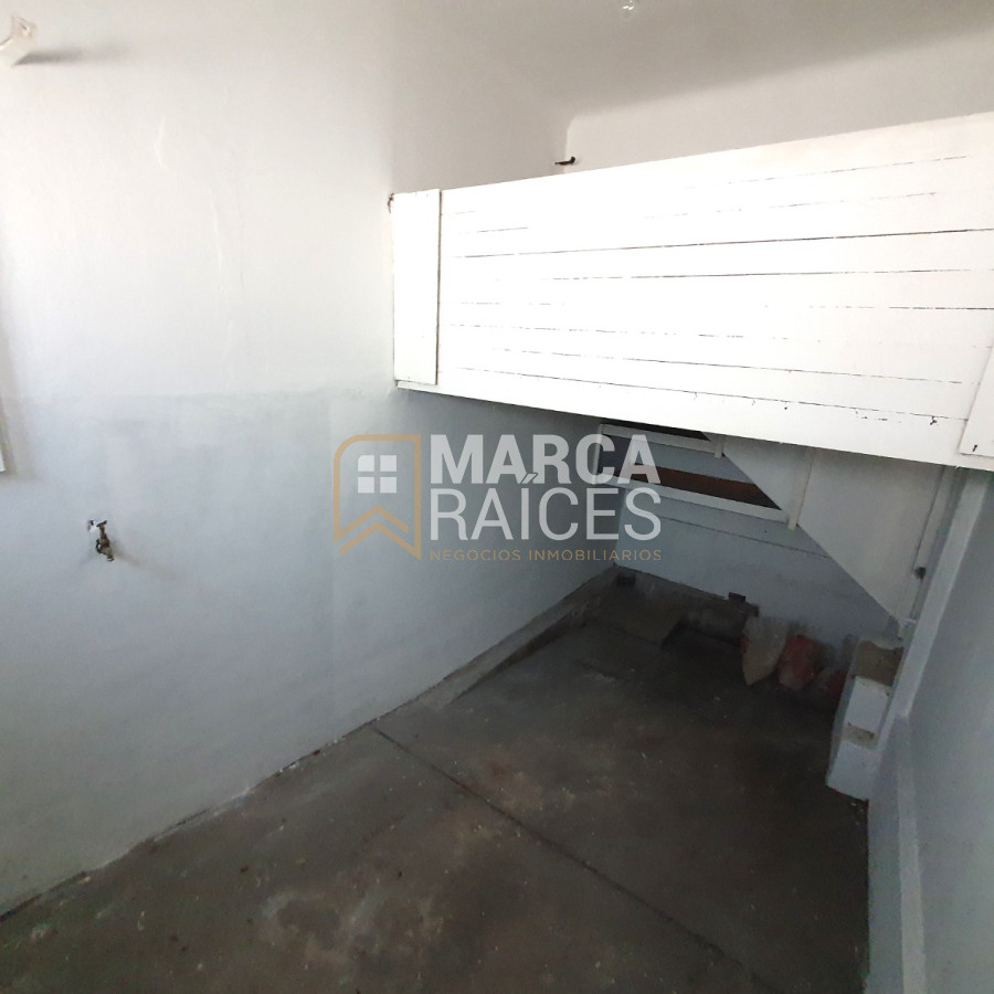 Casa ID.794 - Venta Casa 2 pisos 4 Dormitorios 2 Baños Garage Parque Rodo