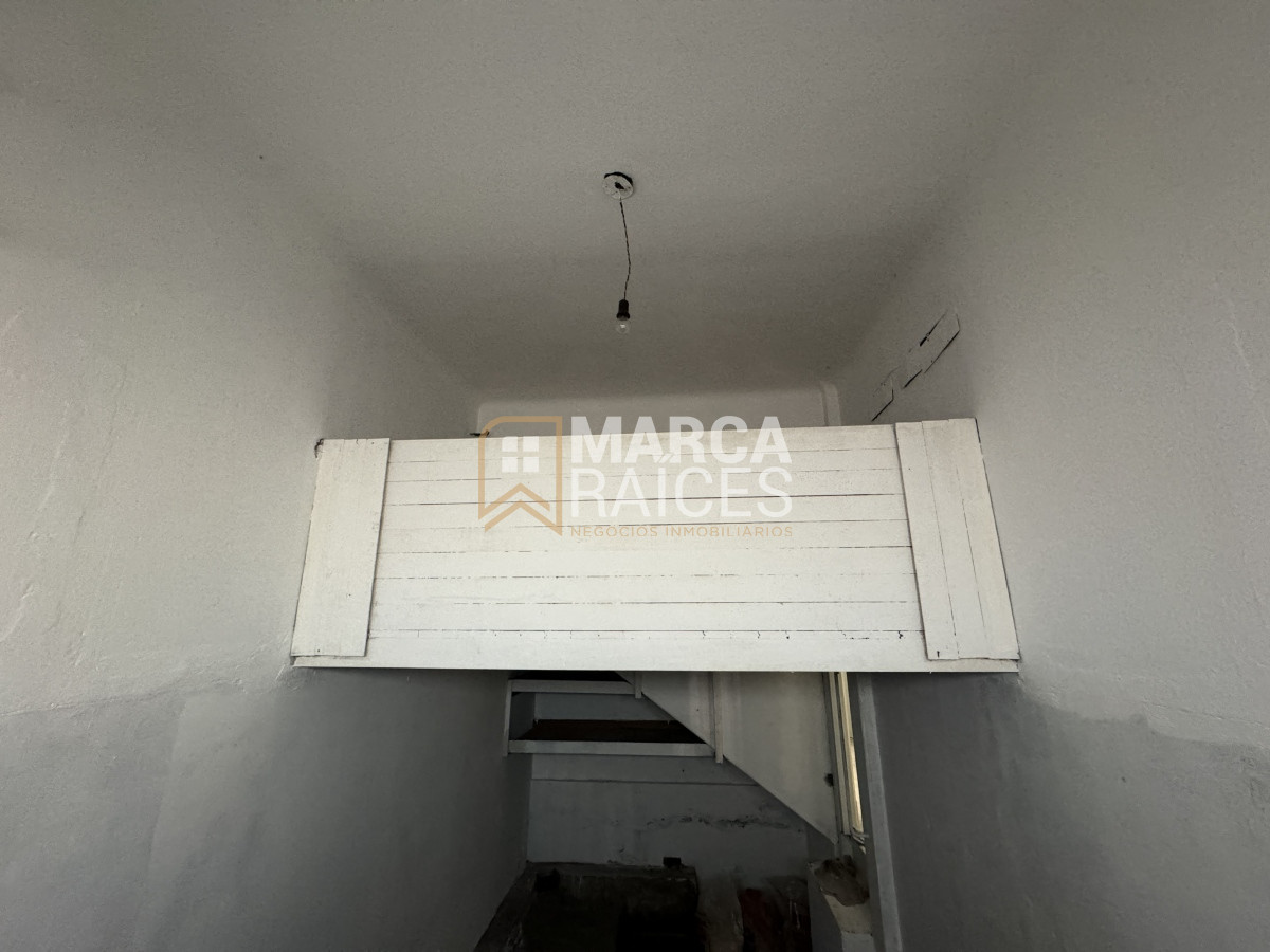 Casa ID.794 - Venta Casa 2 pisos 4 Dormitorios 2 Baños Garage Parque Rodo