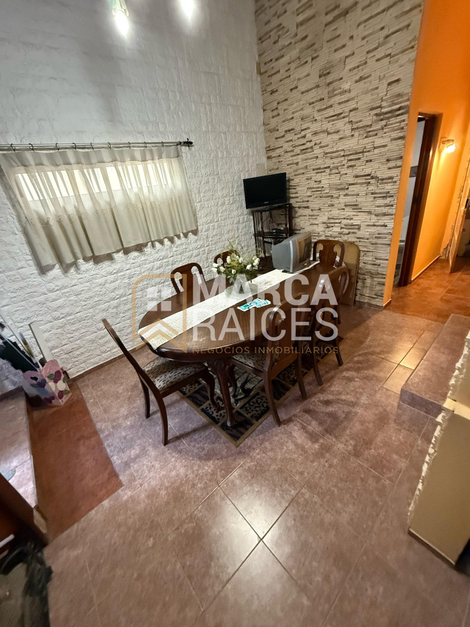 Casa ID.1519 - Venta Casa y 2 Apartamentos con Renta Activa en Malvín Norte Vivienda o Inversion Montevideo