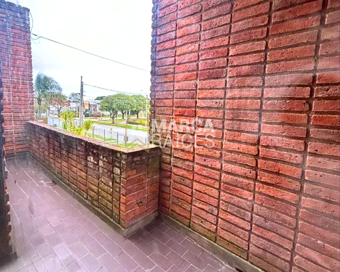 Casa ID.1724 - Venta Casa 3 Dormitorios 3 Baños Garage Carrasco Sur Montevideo