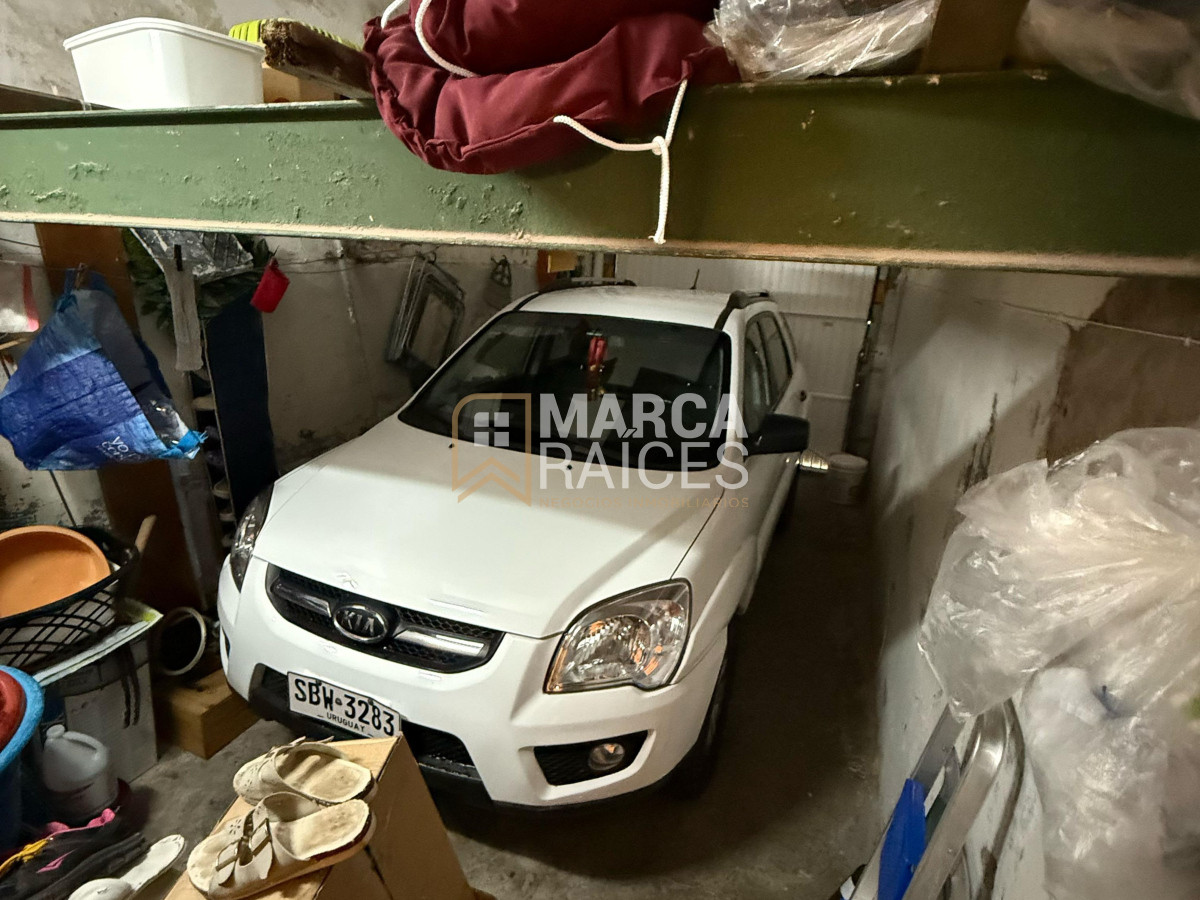 Casa ID.1519 - Venta Casa y 2 Apartamentos con Renta en Malvín Norte – Oportunidad de Inversión Montevideo