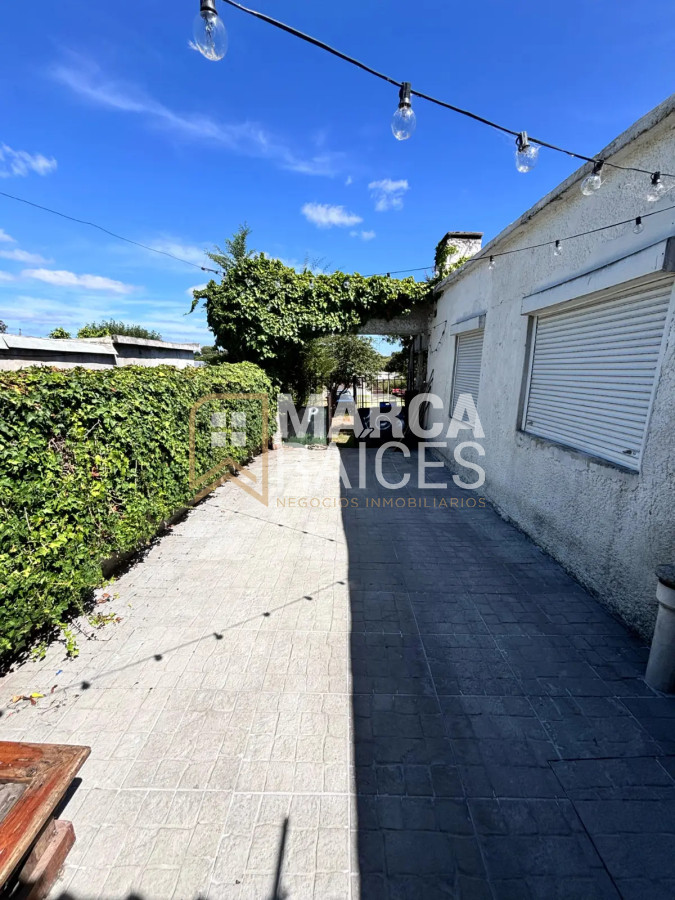 Casa ID.1562 - Venta Casa 3 Dormitorios en Terreno de 580 m² – Flor de Maroñas – Montevideo