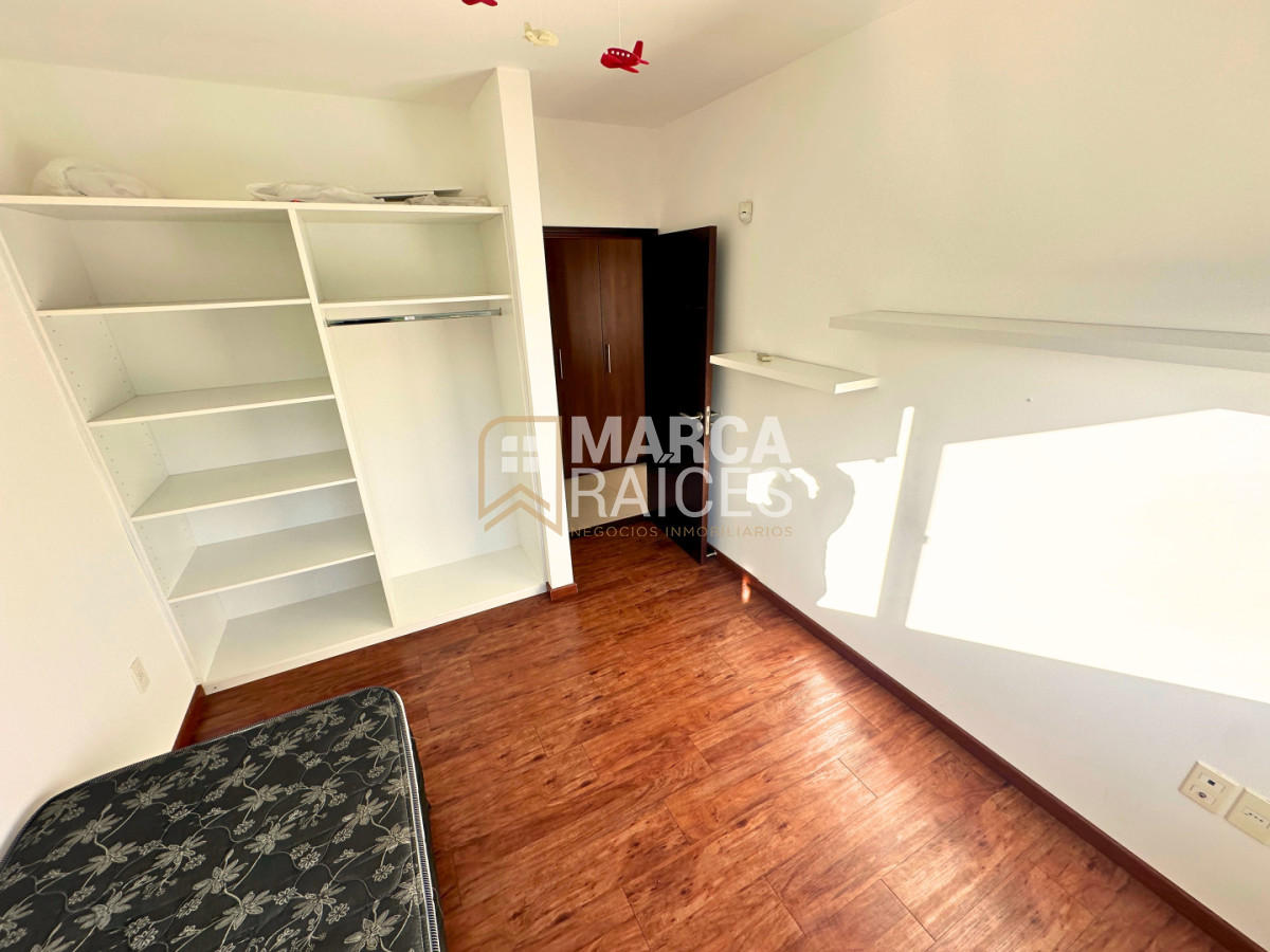 Casa ID.1803 - Venta Casa Premium Altos de La Tahona 4 Dormitorios 4 Baños