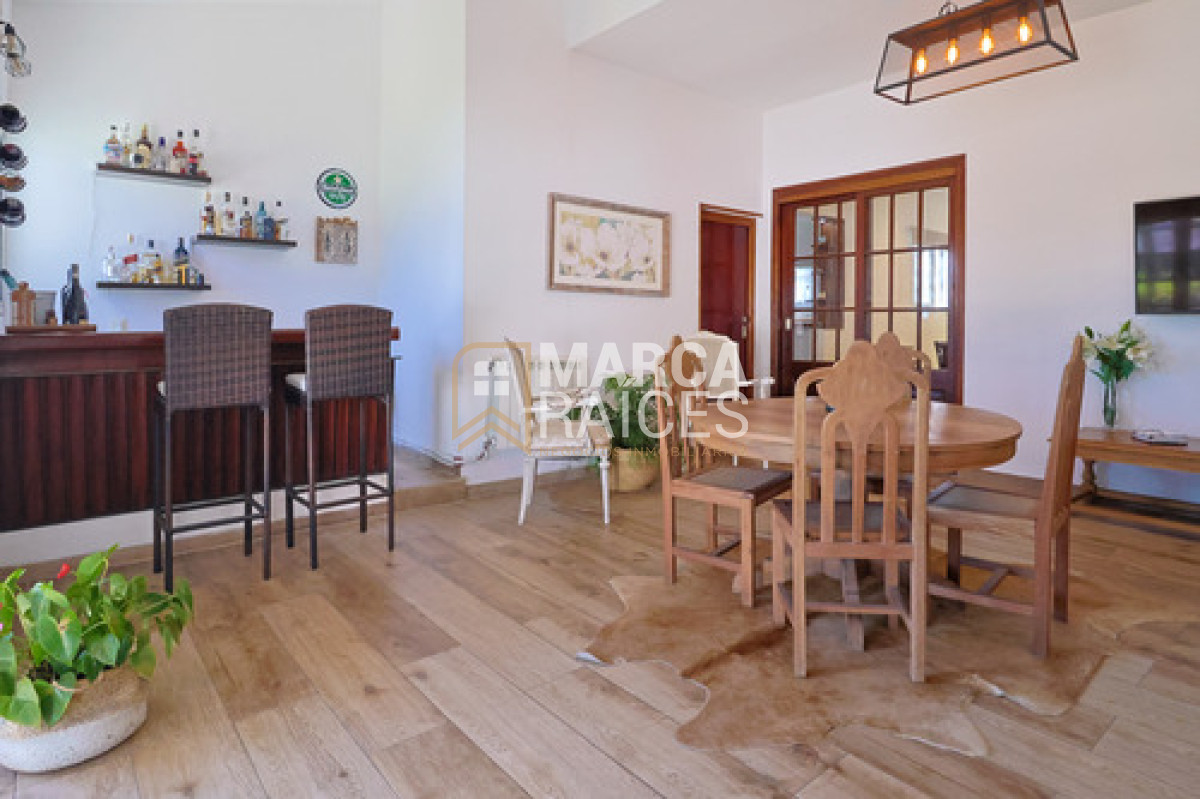 Casa ID.1705 - Casa Venta 3 Dormitorios 2 Baños Doble Garage Sur de Carrasco (San Jose de Carrasco)