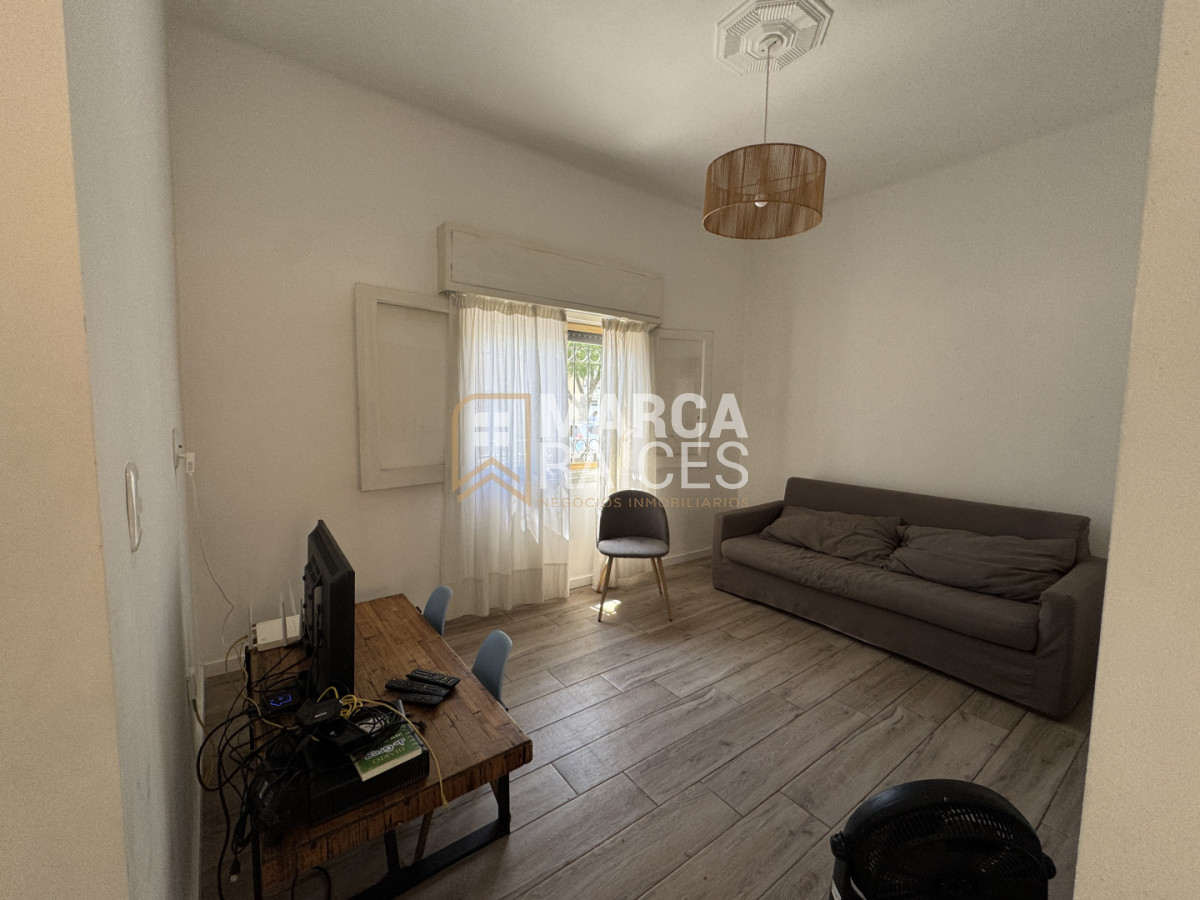 Casa ID.448 - Venta Casa 3 Dormitorios 2 Baños Patio Parrillero Reciclada Completamente y Amoblada Buceo Montevideo