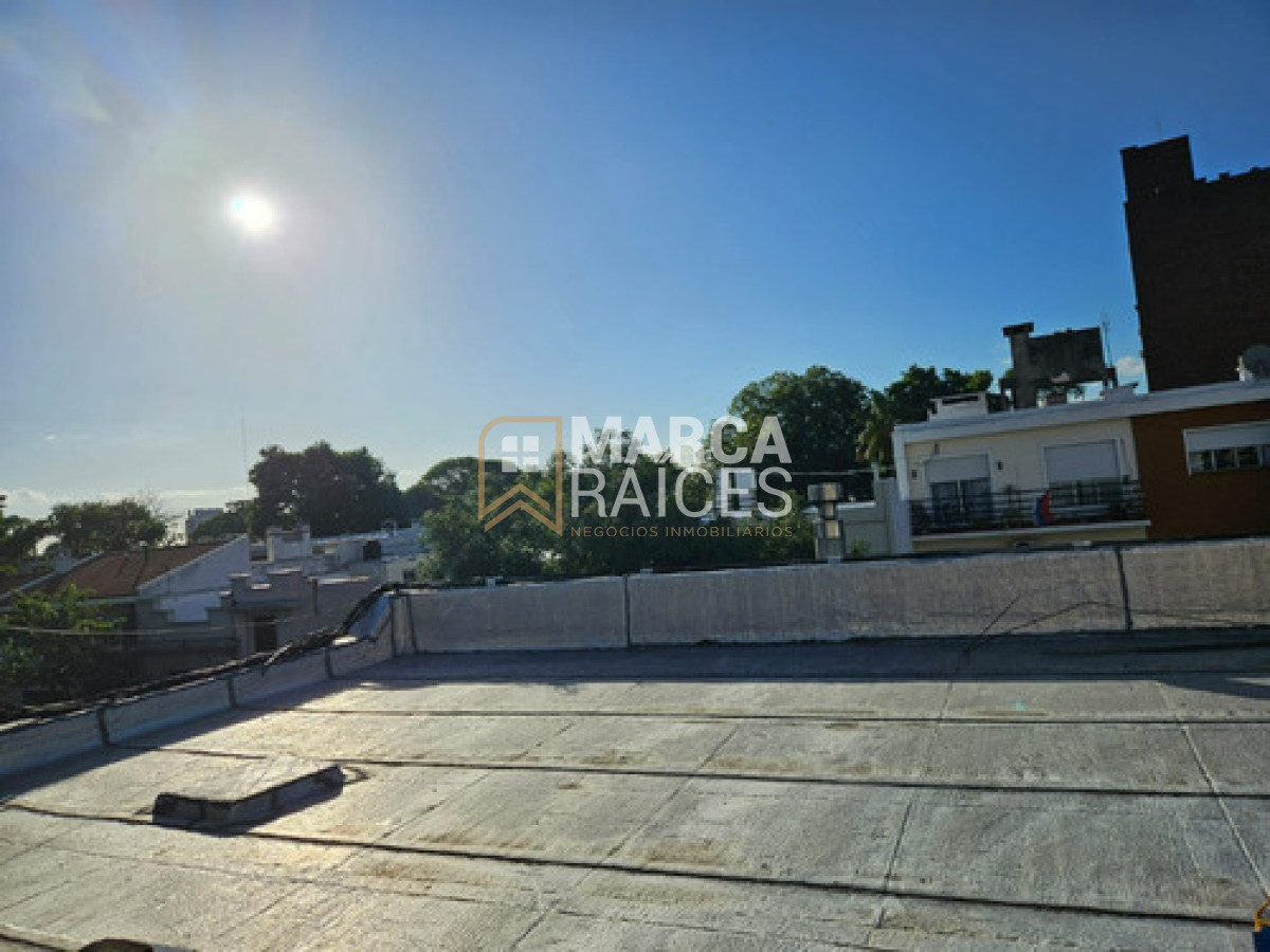 Casa ID.1735 - Venta Casa de Altos 3 Dormitorios + Parrillero Tres Cruces Montevideo