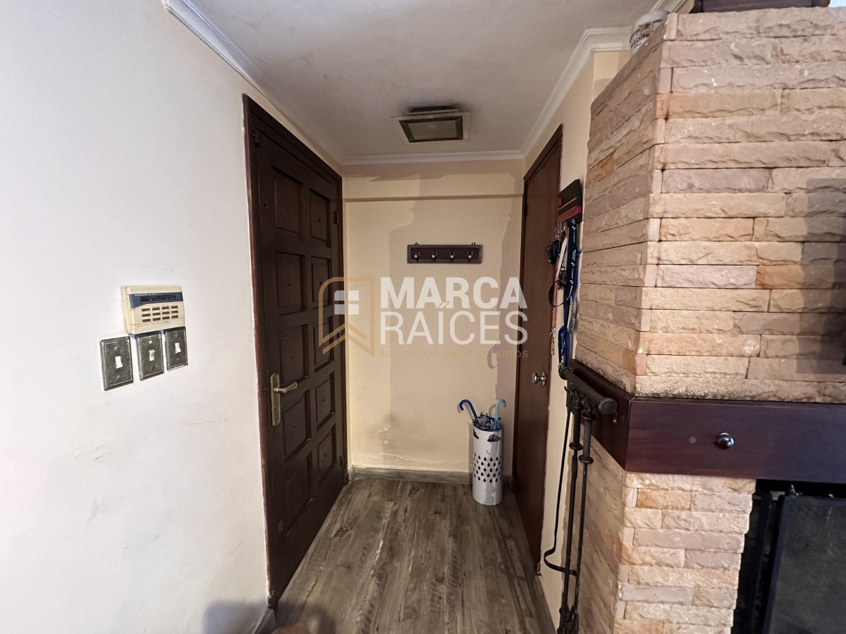 Casa ID.1073 - Venta Casa 4 Dormitorios 3 Baños Patio con Parrillero Parque Batlle Montevideo