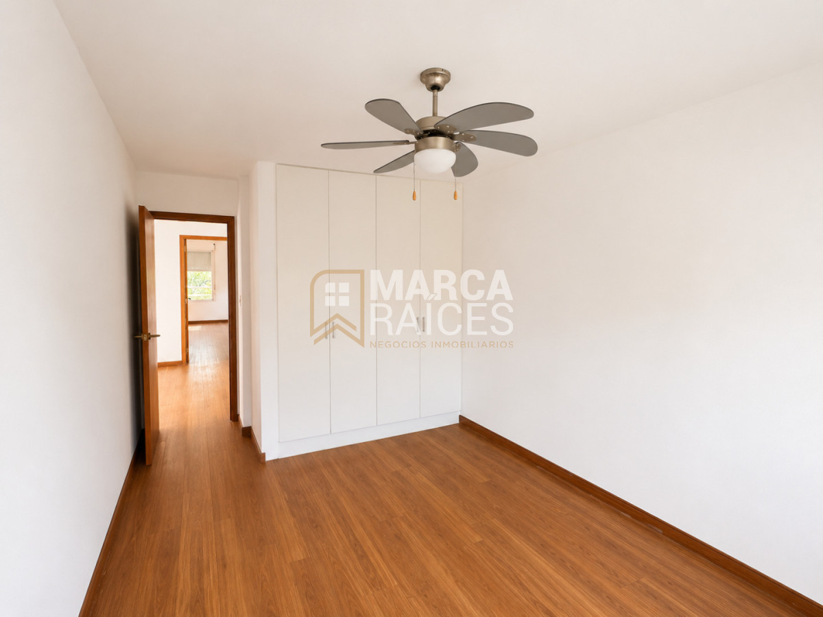 Casa ID.2037 - Venta Casa Ph Independiente 3 Dormitorios 3 Baños Piscina Climatizada Parrillero Cochera Parque Miramar 