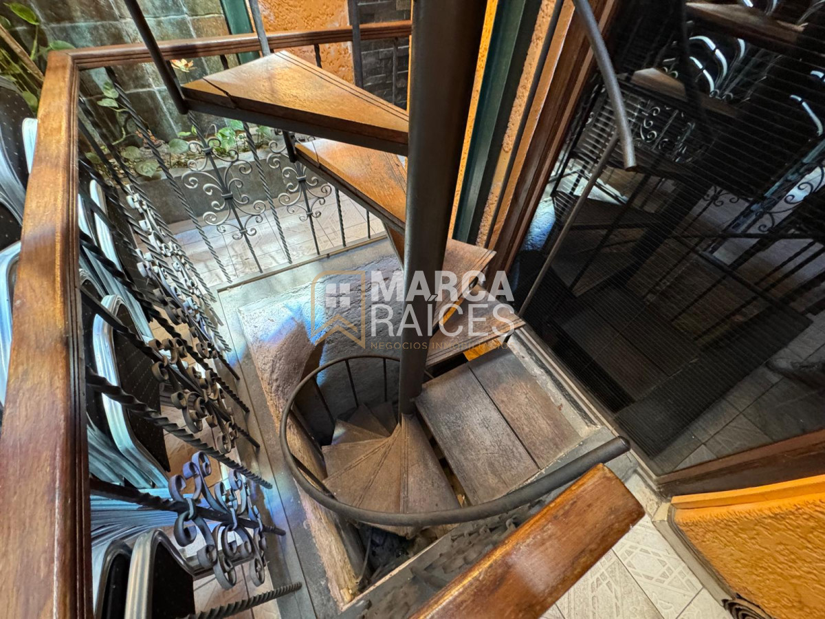 Casa ID.1207 - Venta 2 Casas 2 Padrones Ideal Para Edificio Punto Estrategico Centro Montevideo