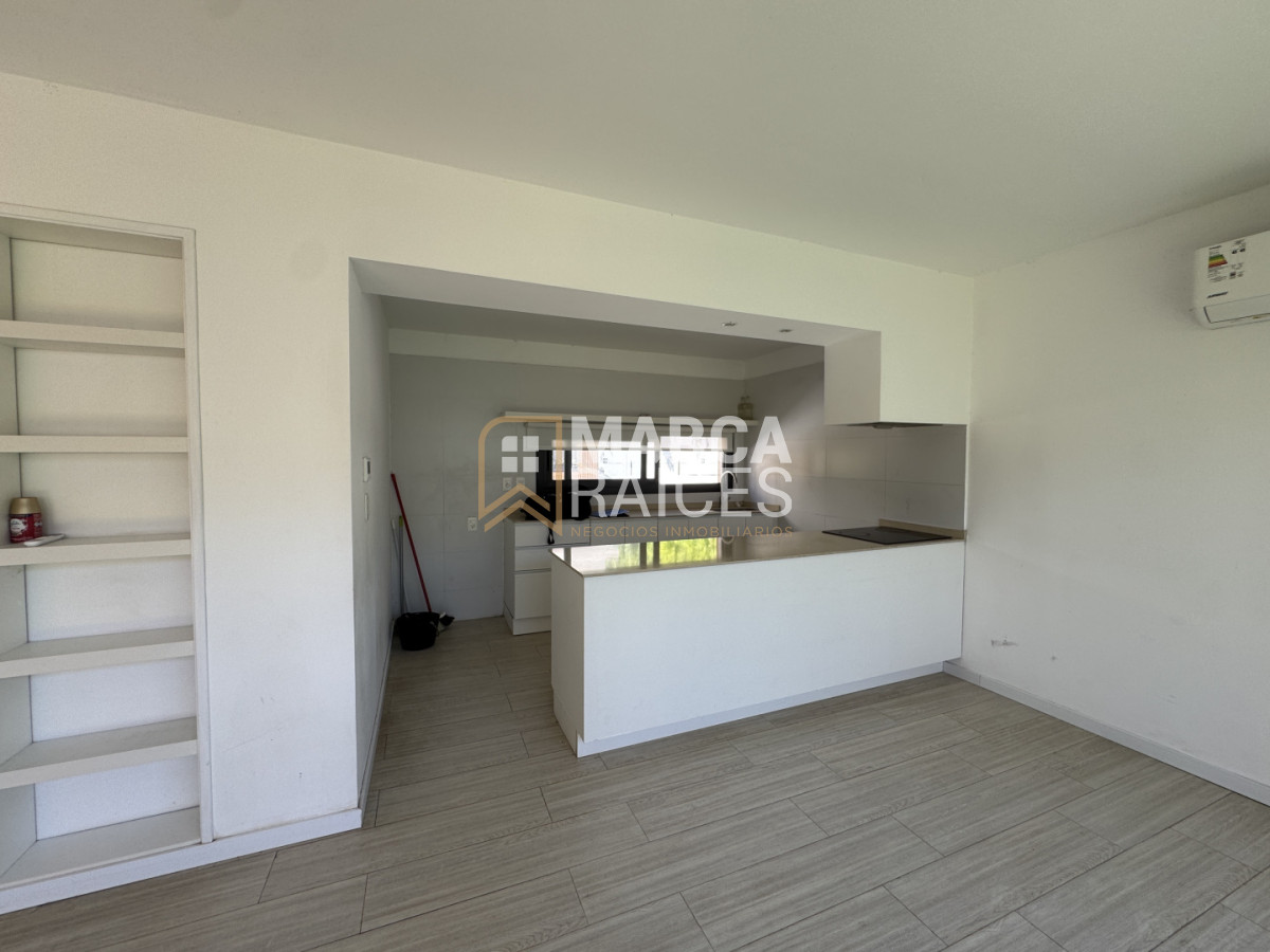 Casa ID.1661 - Alquiler Casa Comoda 3 dormitorios en condominio cerrado con seguridad Carrasco Montevideo