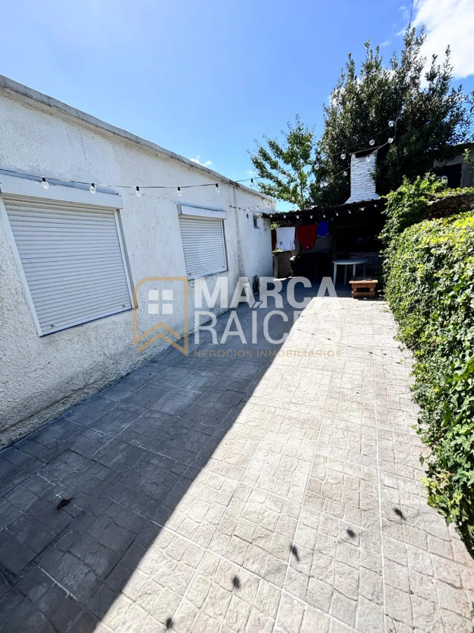 Casa ID.1562 - Venta Casa 3 Dormitorios en Terreno de 580 m² – Flor de Maroñas – Montevideo