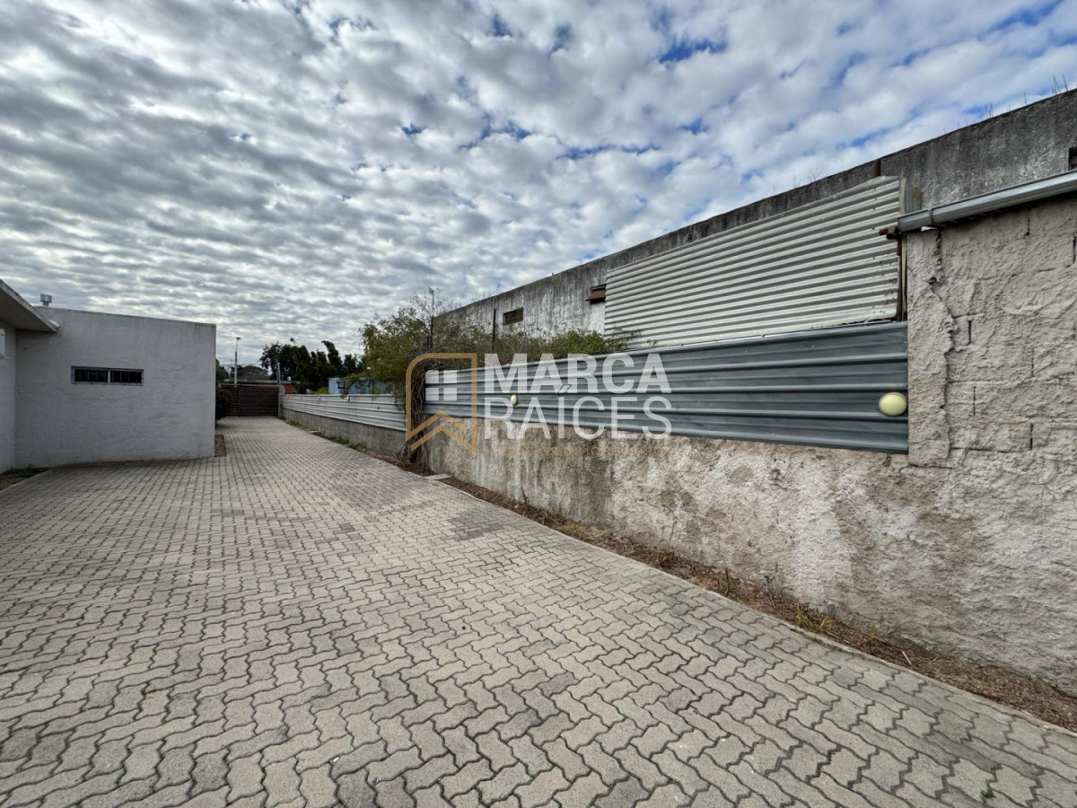 Casa ID.2104 - Venta 5 Propiedades con Renta Padron Unico Ciudad de La Costa Sur Canelones