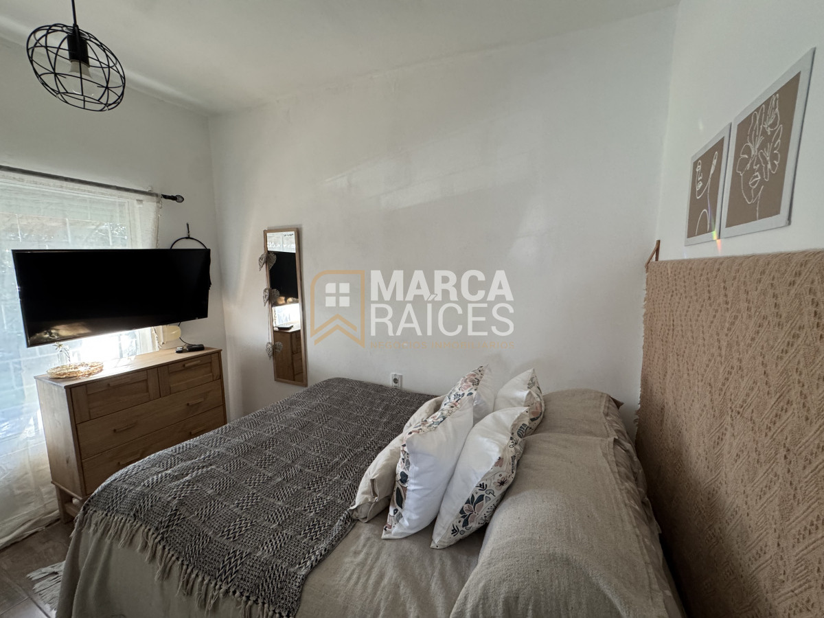 Casa ID.1562 - Venta Casa 3 Dormitorios en Terreno de 580 m2 Flor de Maroñas Montevideo